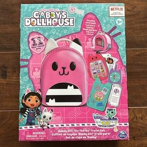 Gabby’s dollhouse Gabby girl “on the go” travel set